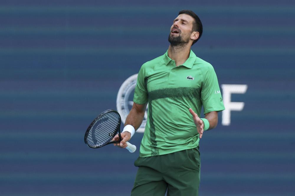 尽管他们在 尽管他们在